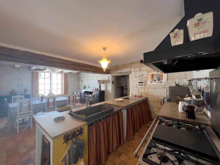 Maison Traditionnelle Centre Montsoreau Ngoại thất bức ảnh